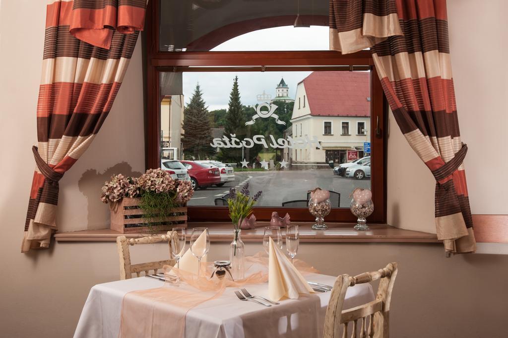 Hotel Pošta Sobotka Kültér fotó