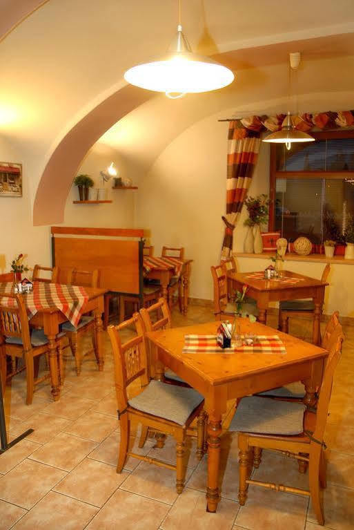 Hotel Pošta Sobotka Kültér fotó